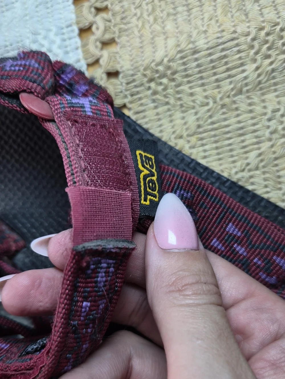 Teva Pink and Black Patterned Strap Sandals Southwestern/Aztec 6